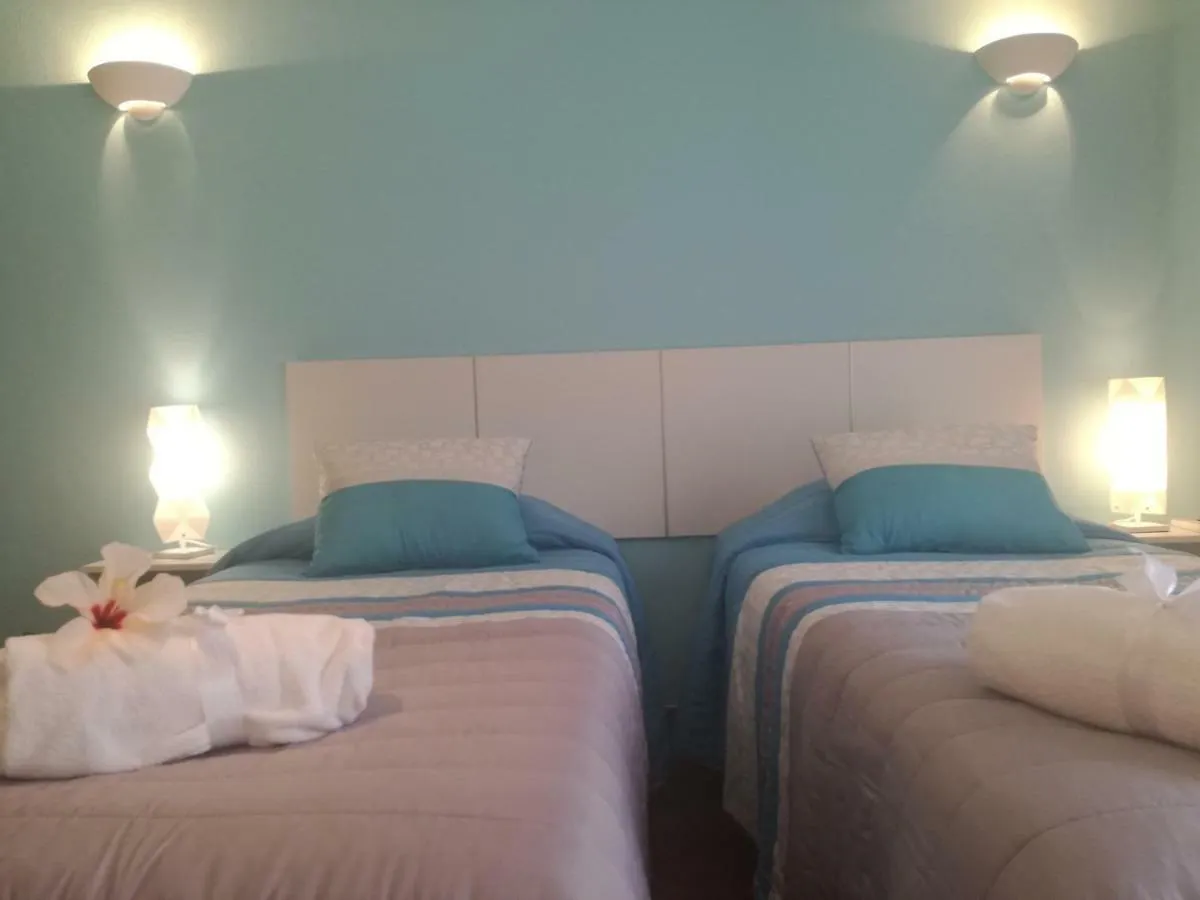לאגוּ‏ש Sensations Guesthouse