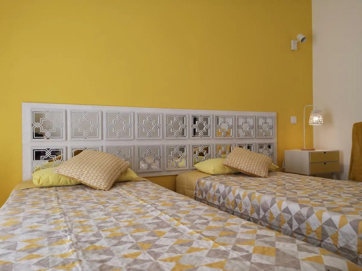 Sensations Guesthouse Lagos 3*,  Portogallo