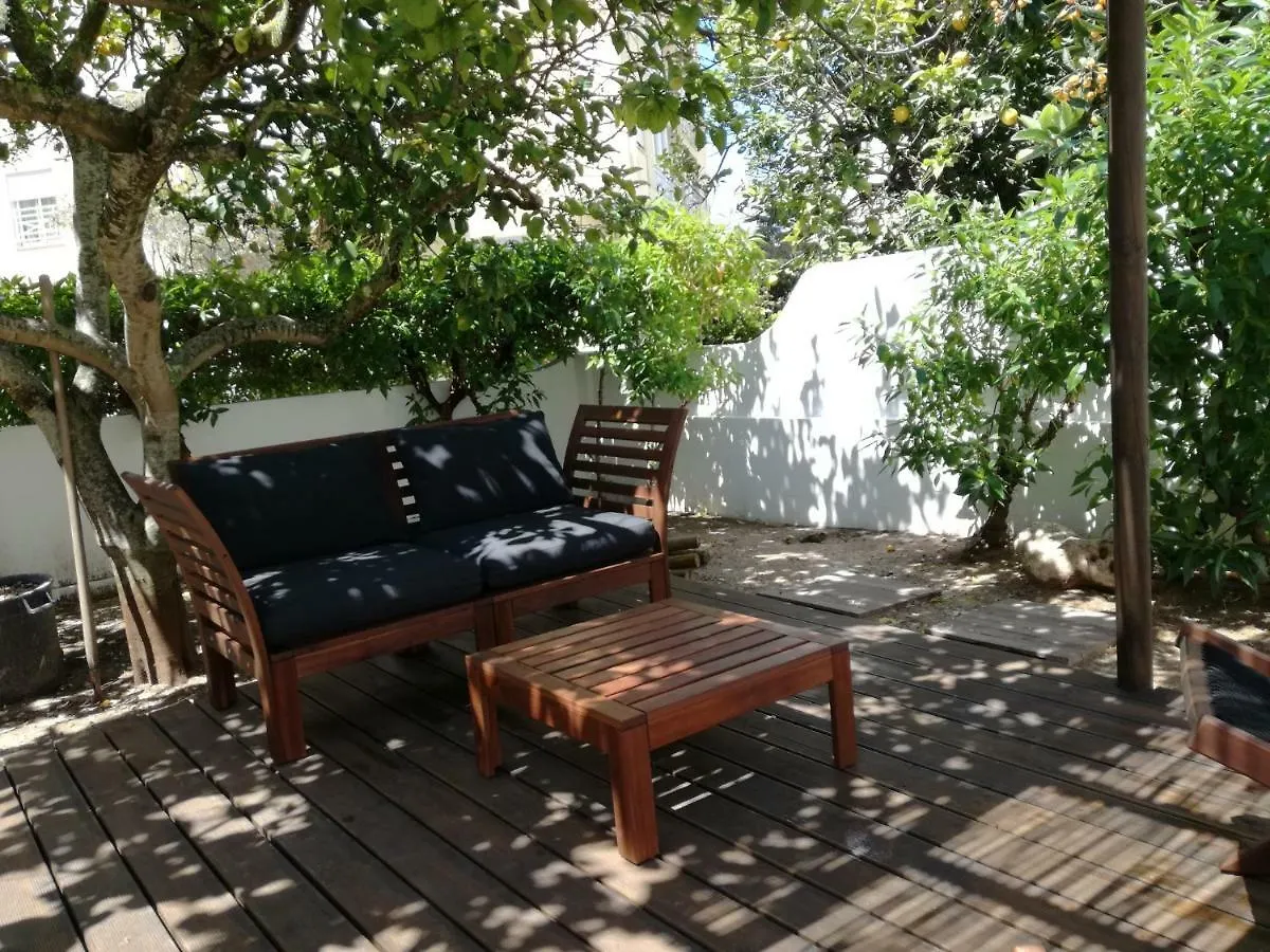 Sensations Guesthouse Lagos 3*,